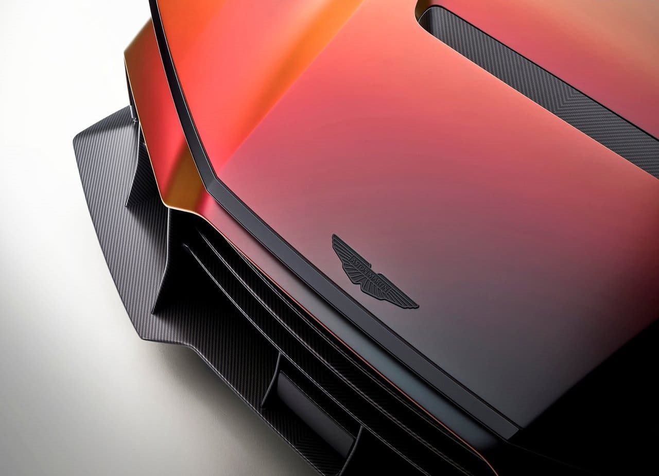2028 - ASTON MARTIN VALEN, foto 20