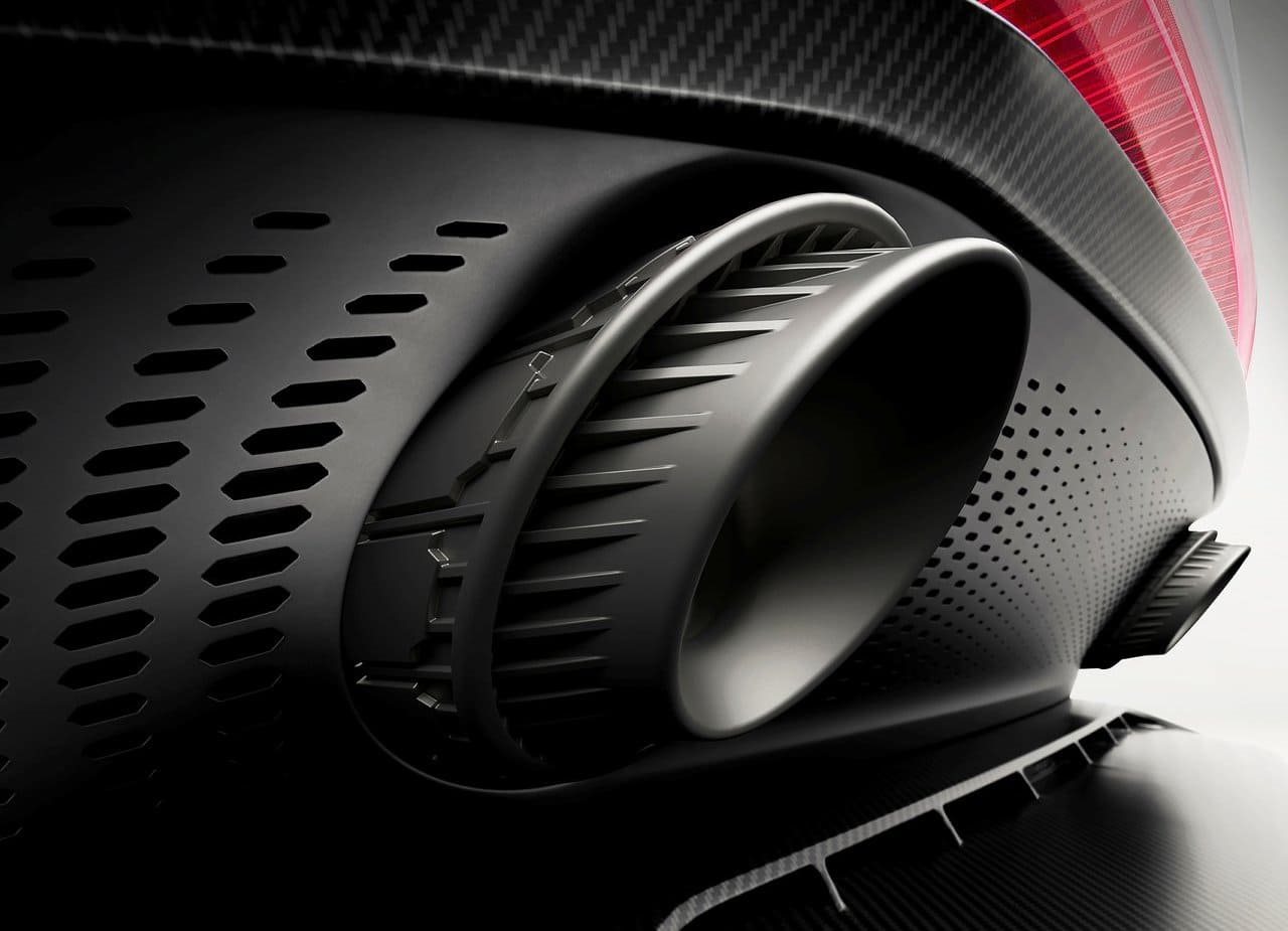 2028 - ASTON MARTIN VALEN, foto 25