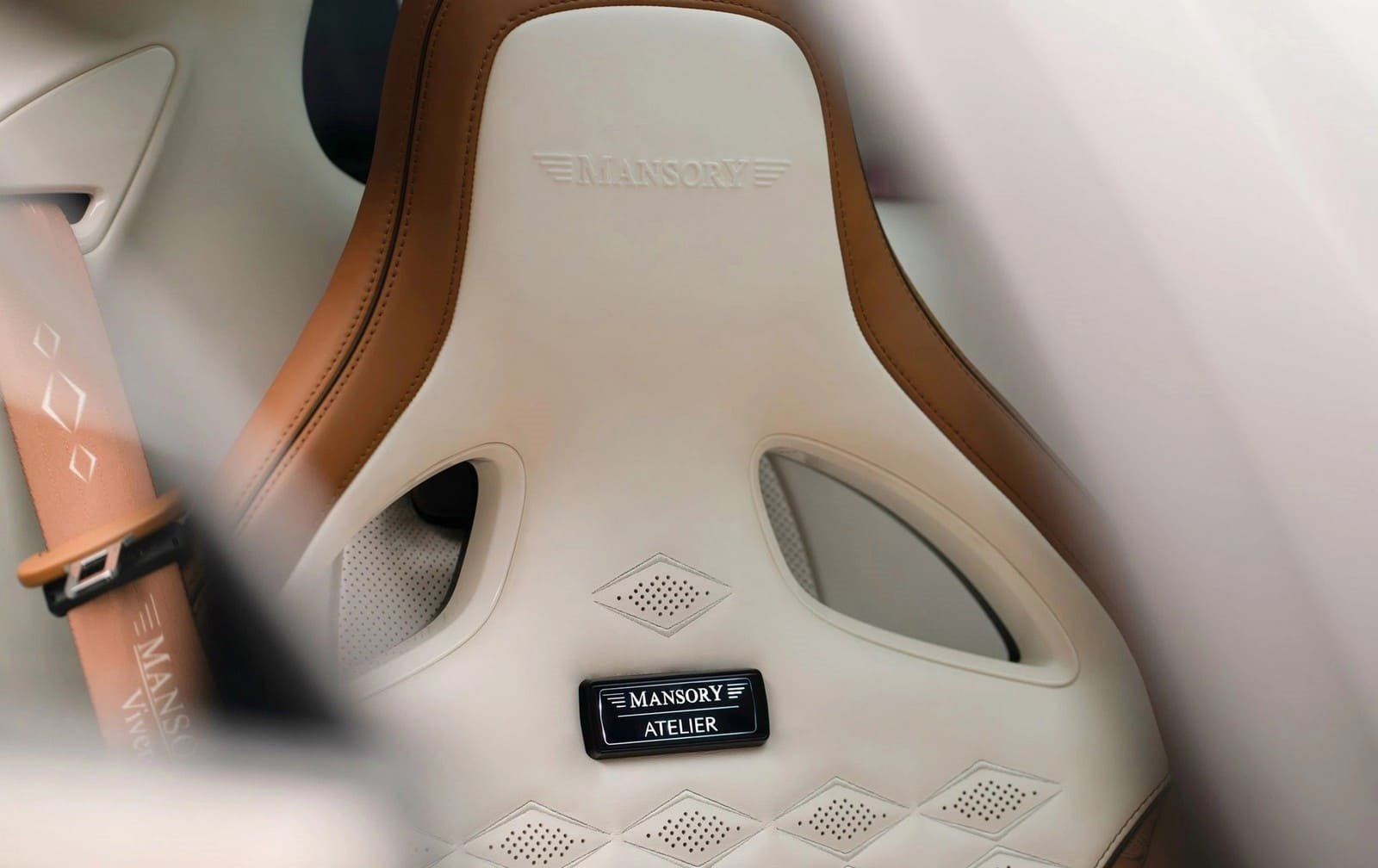 2026 - BUGATTI CHIRON VIVERE BY MANSORY, foto 13