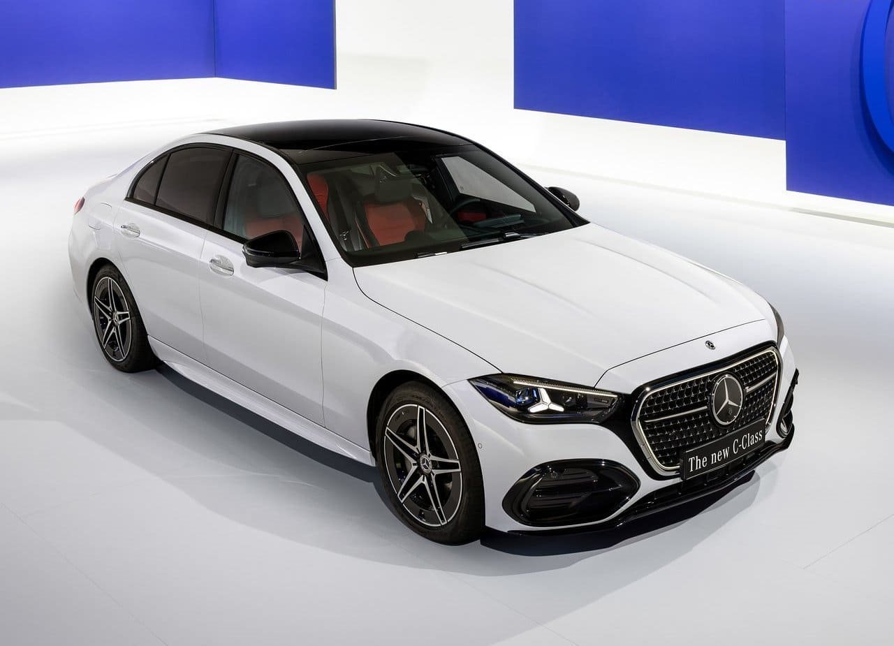 2027 - MERCEDES-BENZ C-CLASS SEDAN, foto 1