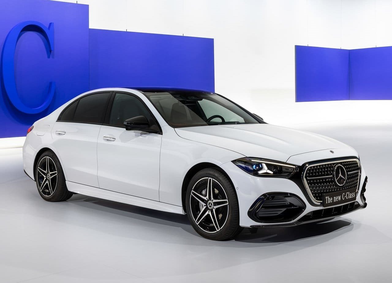 2027 - MERCEDES-BENZ C-CLASS SEDAN, foto 2
