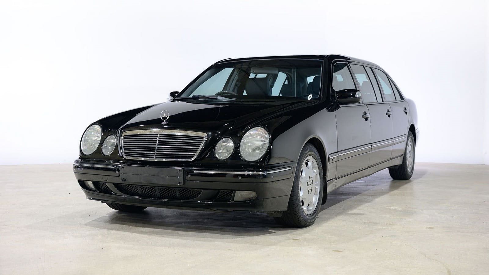 MERCEDES-BENZ E 280 LIMOUSINE, foto 6
