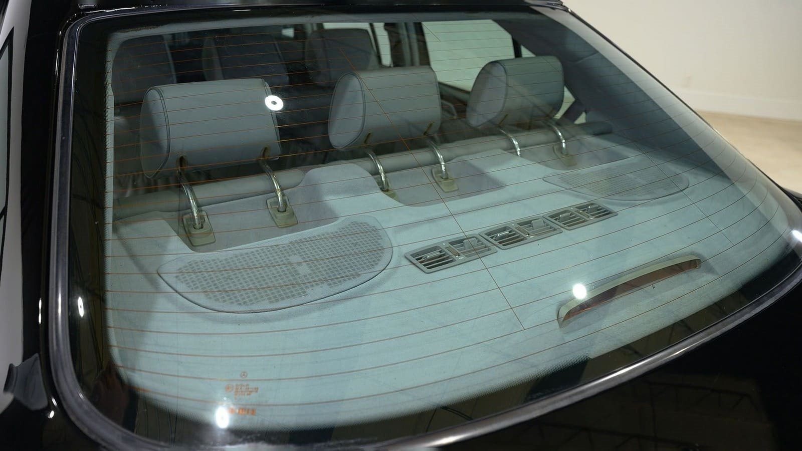 MERCEDES-BENZ E 280 LIMOUSINE, foto 25