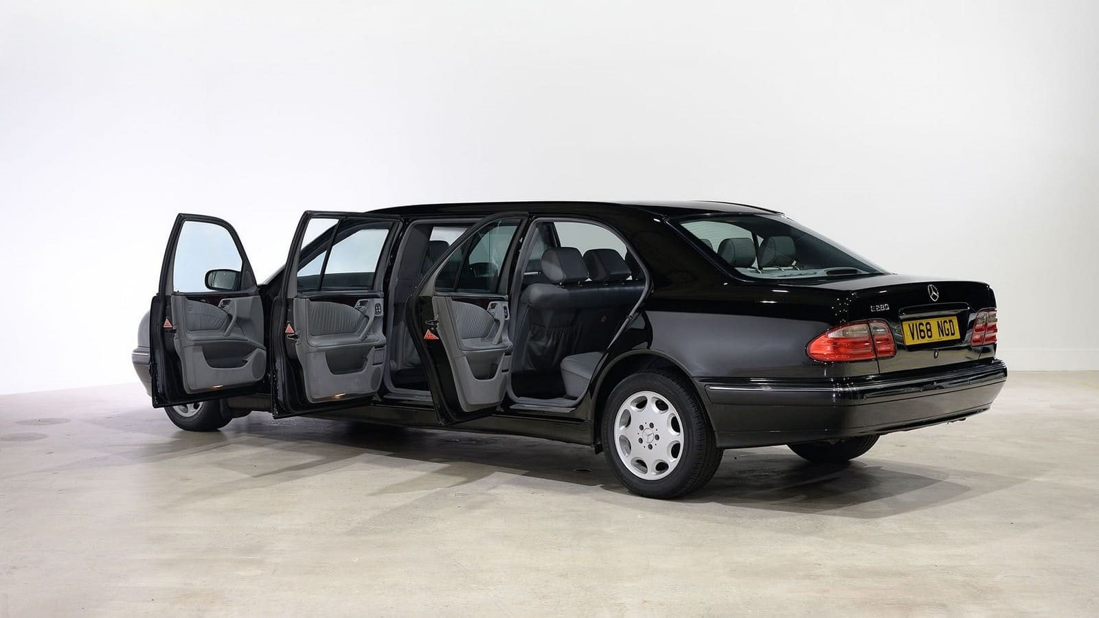 MERCEDES-BENZ E 280 LIMOUSINE, foto 27
