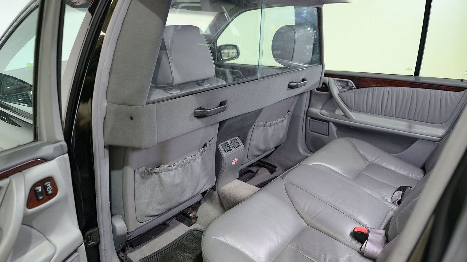 MERCEDES-BENZ E 280 LIMOUSINE, foto 32