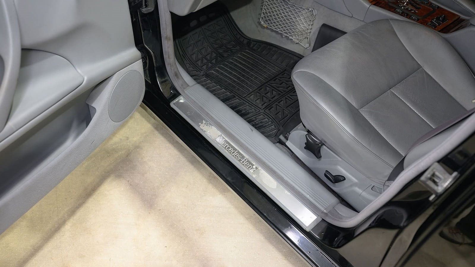 MERCEDES-BENZ E 280 LIMOUSINE, foto 39