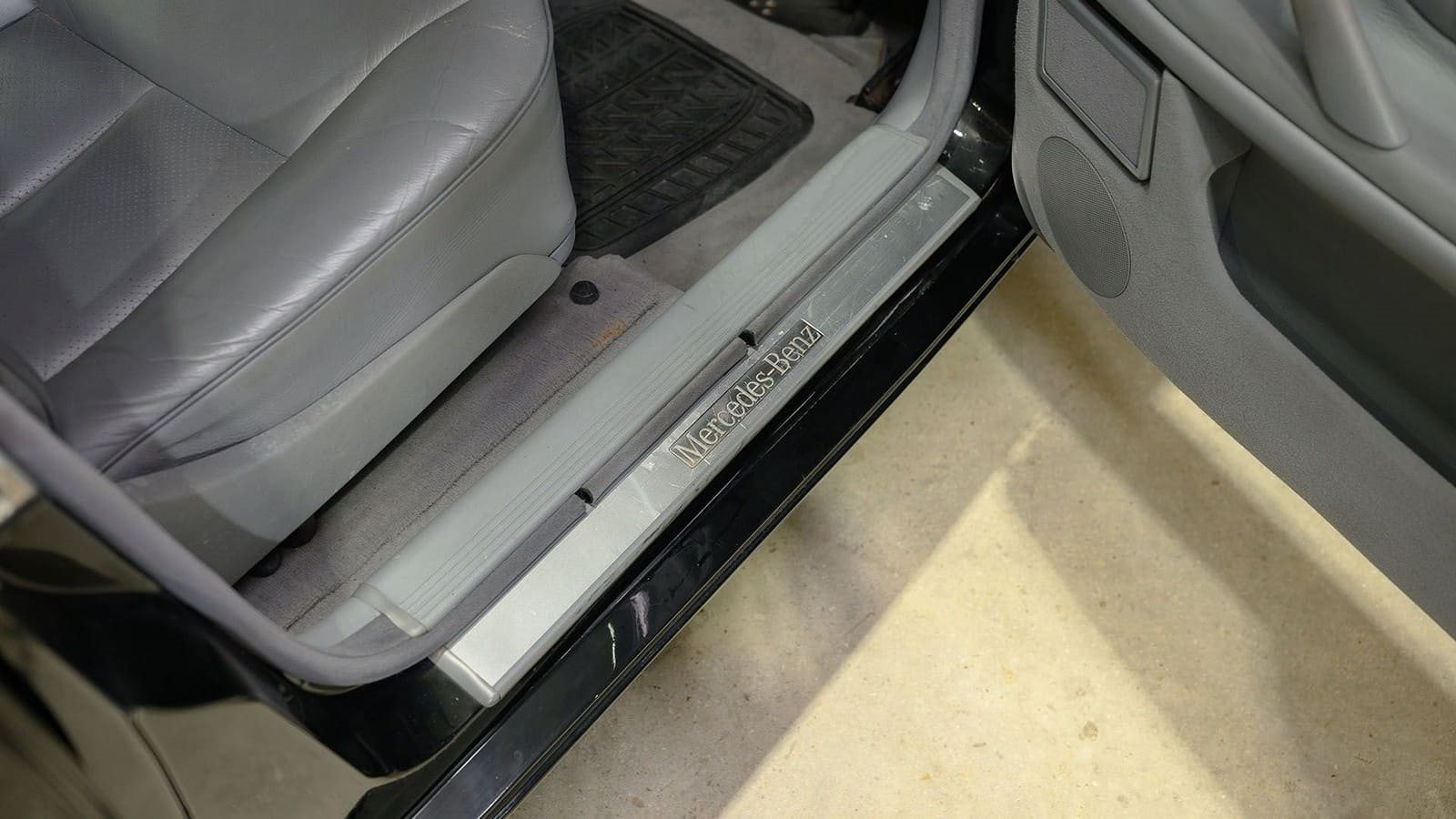 MERCEDES-BENZ E 280 LIMOUSINE, foto 43