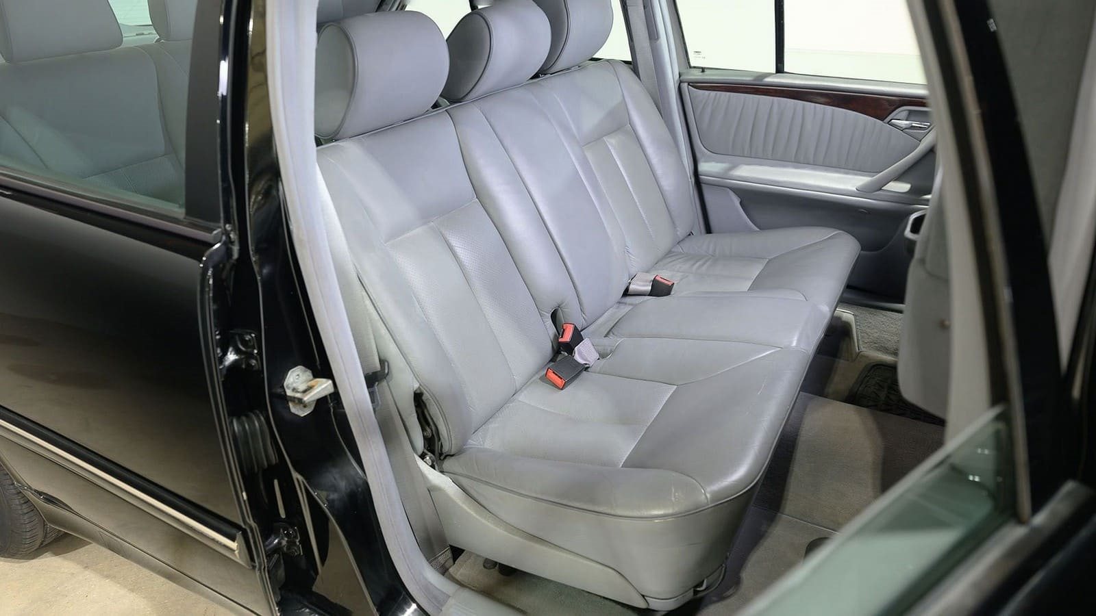MERCEDES-BENZ E 280 LIMOUSINE, foto 61