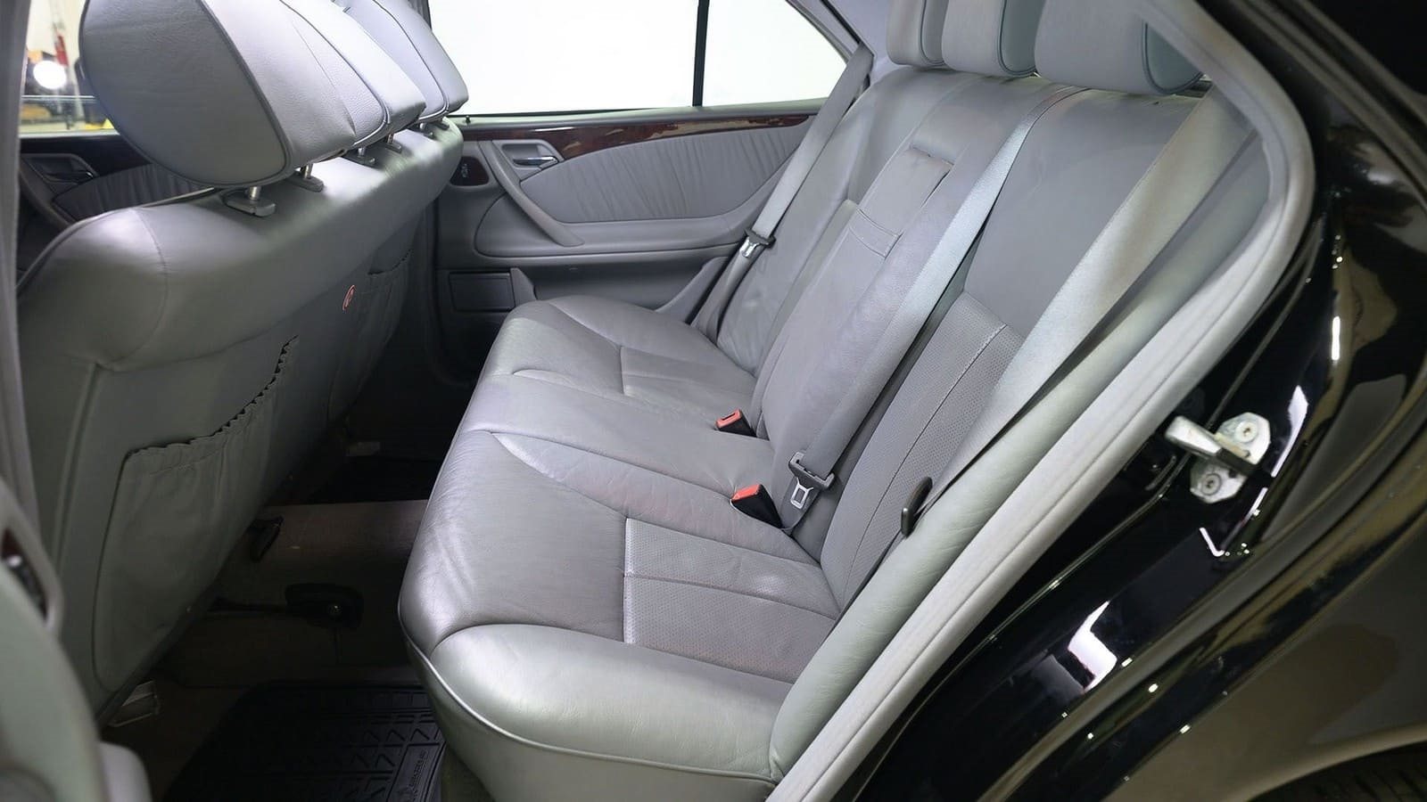 MERCEDES-BENZ E 280 LIMOUSINE, foto 65