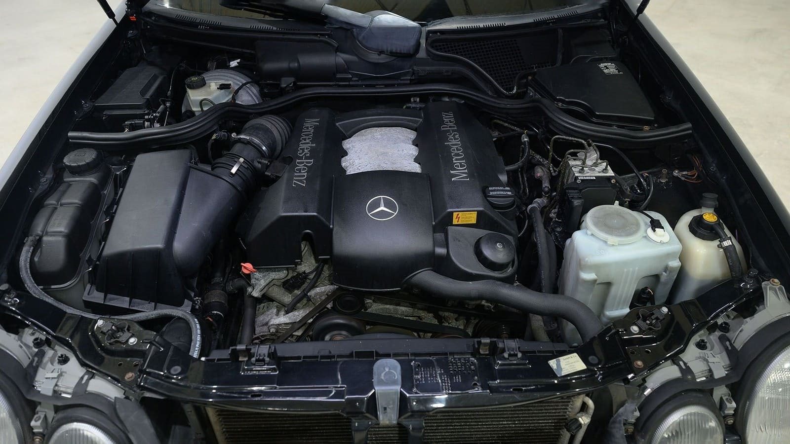 MERCEDES-BENZ E 280 LIMOUSINE, foto 70