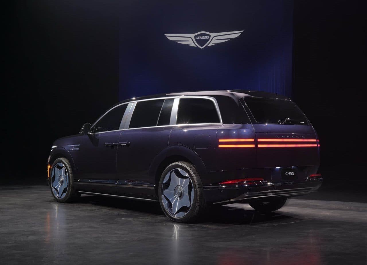 2027 - GENESIS GV90, foto 13