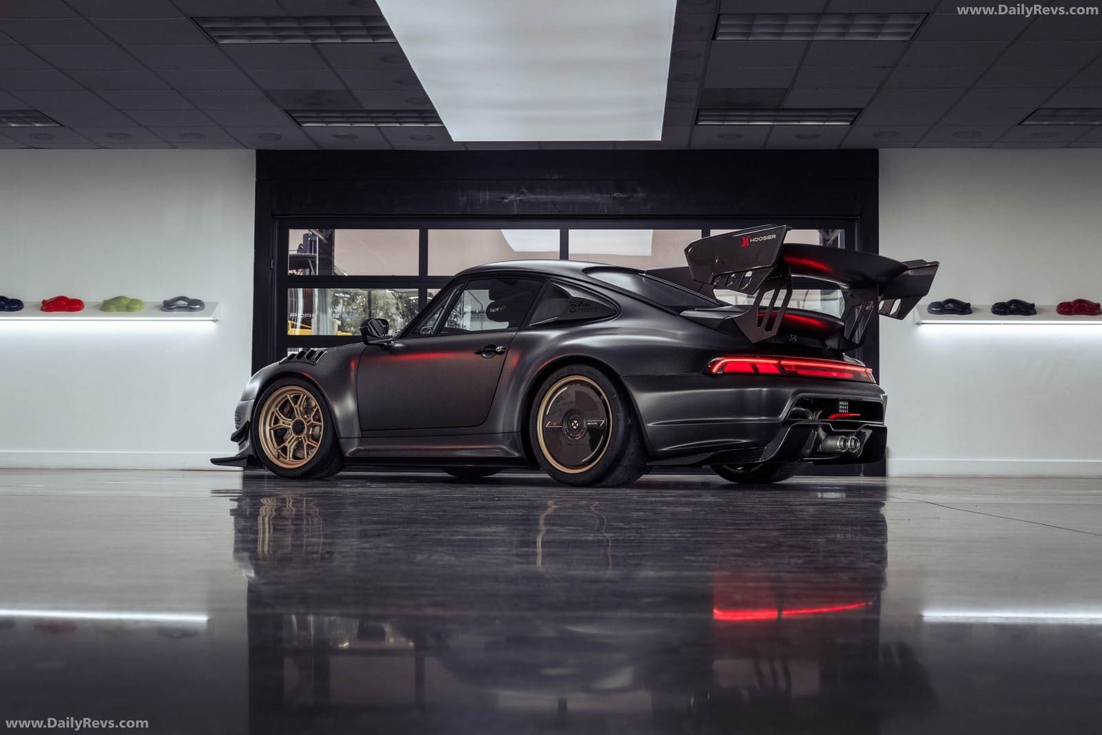 2027 - PORSCHE 911 GXR-EVO BY GUNTHER WERKS, foto 17