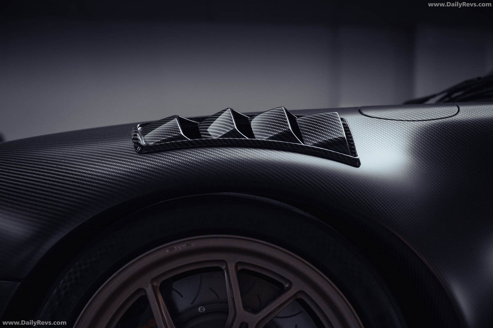 2027 - PORSCHE 911 GXR-EVO BY GUNTHER WERKS, foto 76