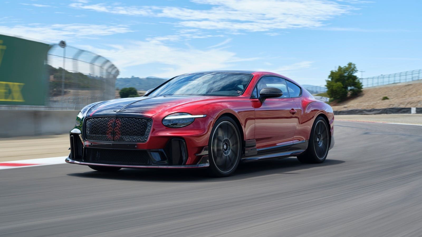 2027 - BENTLEY CONTINENTAL GT SUPERSPORTS DRAGON RED, foto 1