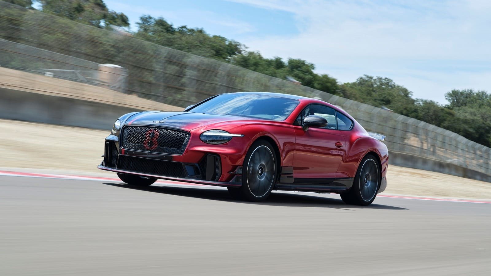 2027 - BENTLEY CONTINENTAL GT SUPERSPORTS DRAGON RED, foto 2