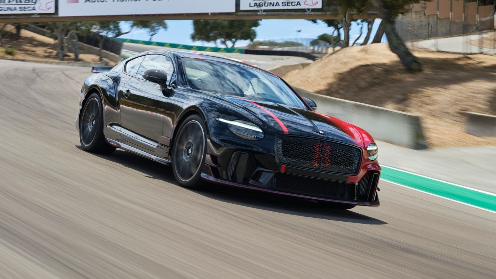 2027 - BENTLEY CONTINENTAL GT SUPERSPORTS DRAGON RED, foto 4