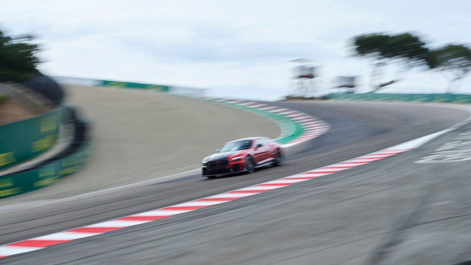 2027 - BENTLEY CONTINENTAL GT SUPERSPORTS DRAGON RED, foto 9