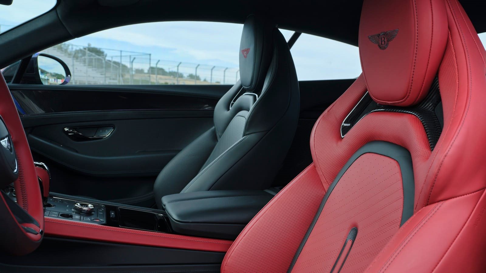 2027 - BENTLEY CONTINENTAL GT SUPERSPORTS DRAGON RED, foto 20