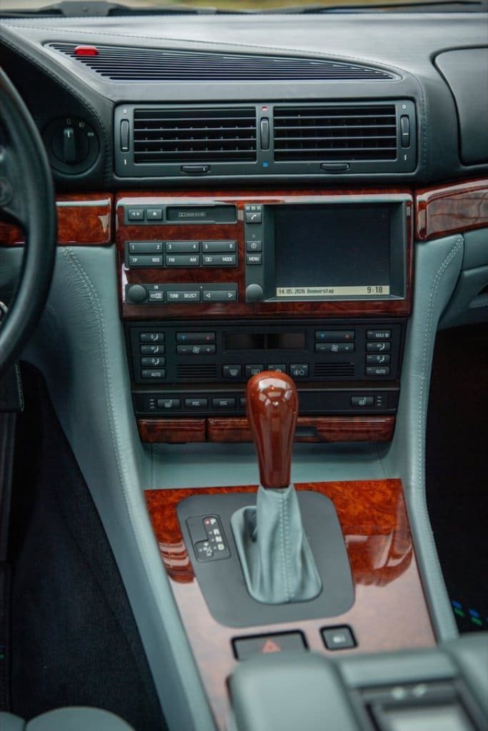 2000 - BMW ALPINA B12 6.0, foto 61