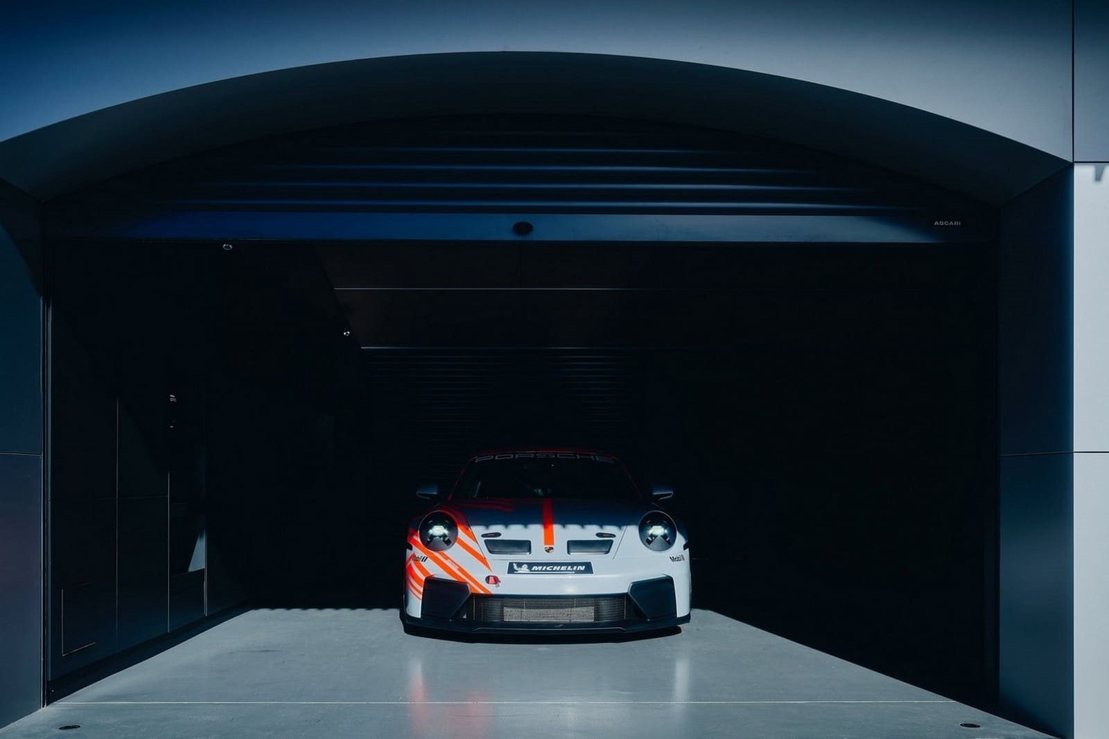 2027 - PORSCHE 911 CHALLENGE, foto 15