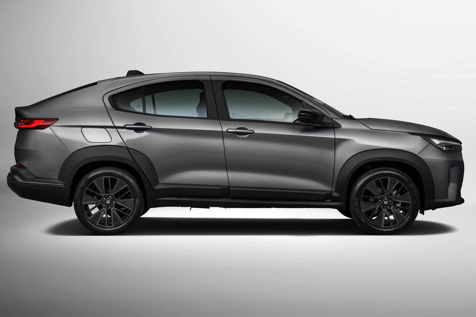 2027 - FIAT FASTBACK BLACKMOTION, foto 5