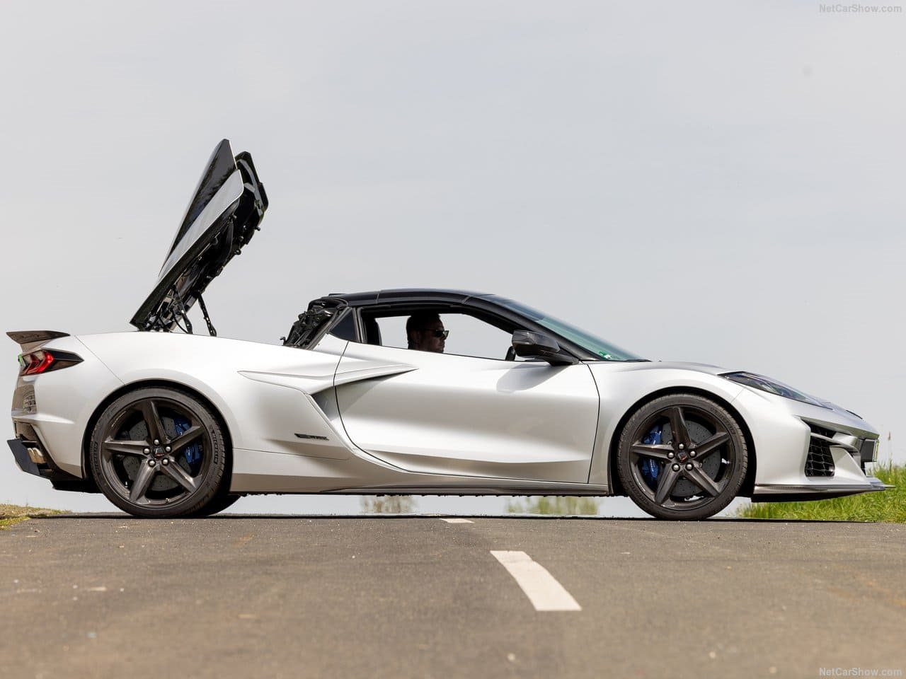 2026 - CHEVROLET CORVETTE E-RAY CONVERTIBLE EU VERSION, foto 18