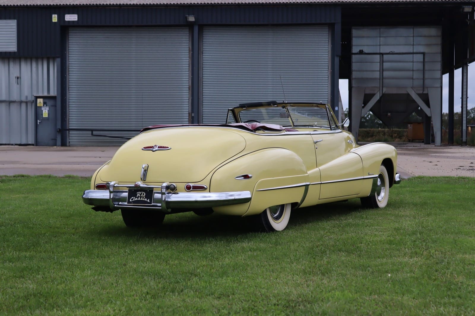 BUICK EIGHT SERIES 70 ROADMASTER CONVERTIBLE, foto 4