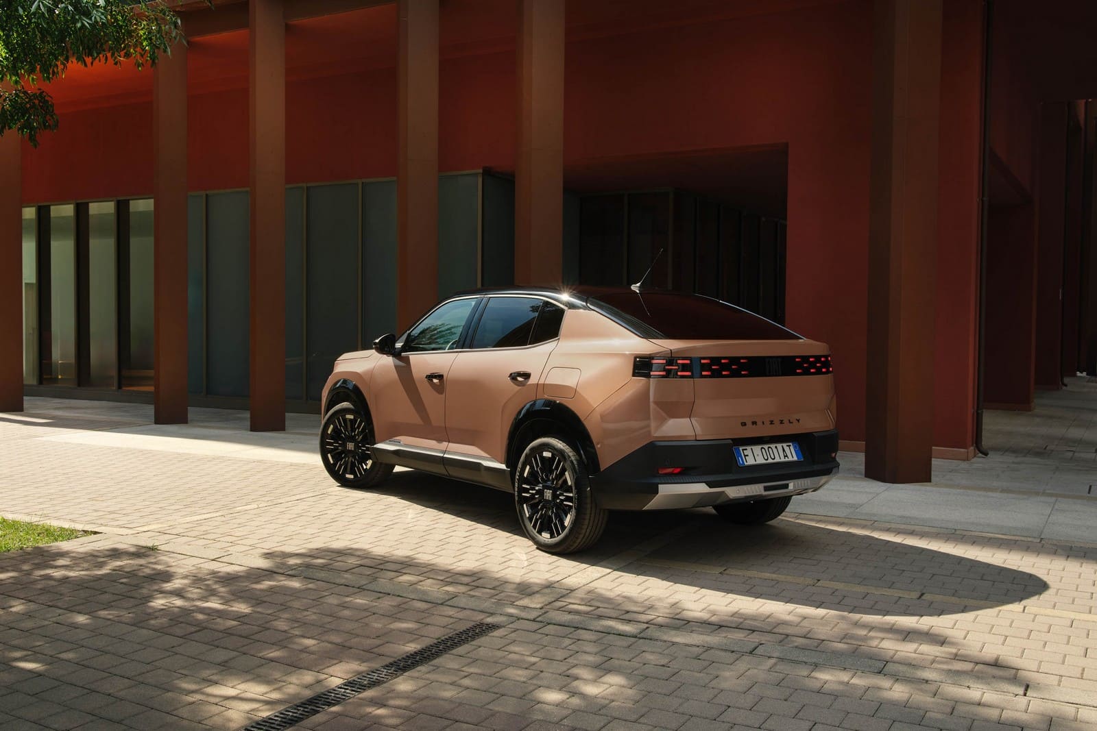 FIAT GRIZZLY FASTBACK, foto 2