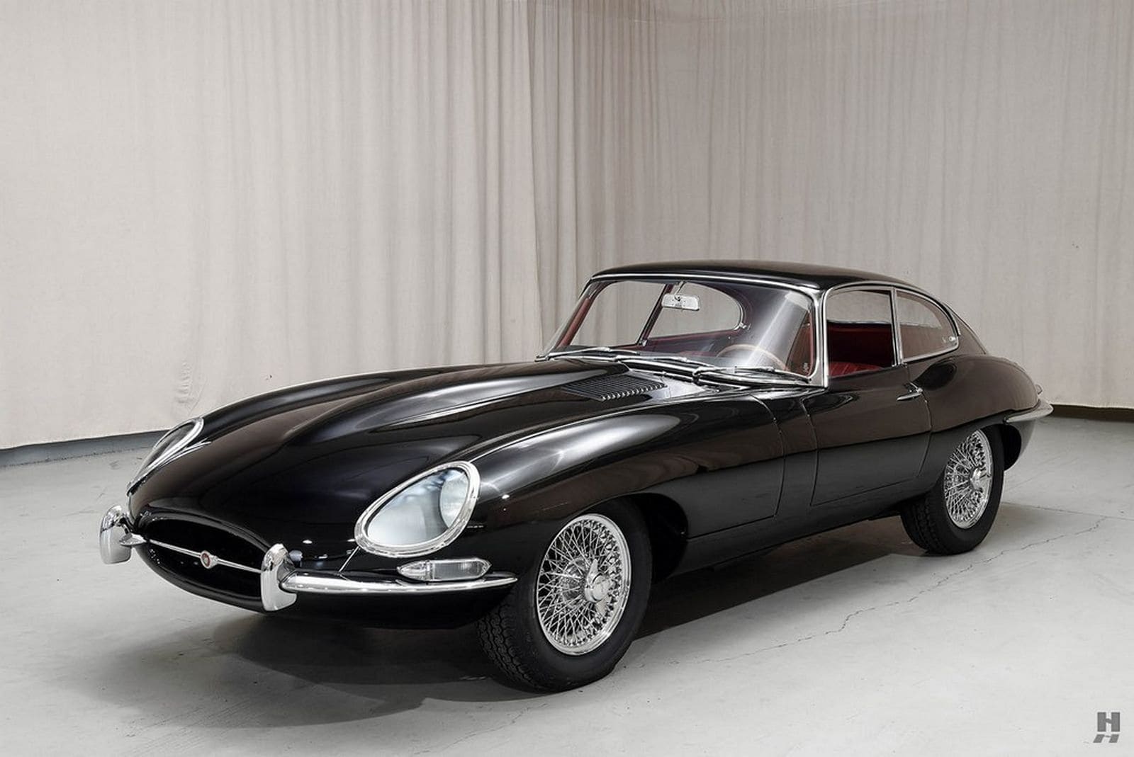 JAGUAR E-TYPE COUPE BLACK, foto 1