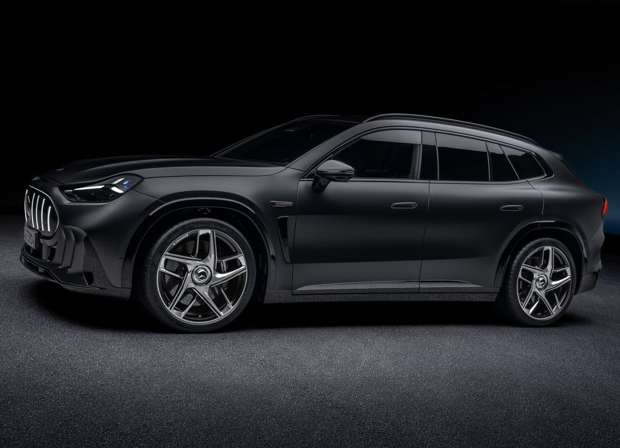 2027 - MERCEDES-AMG GT SUV, foto 17