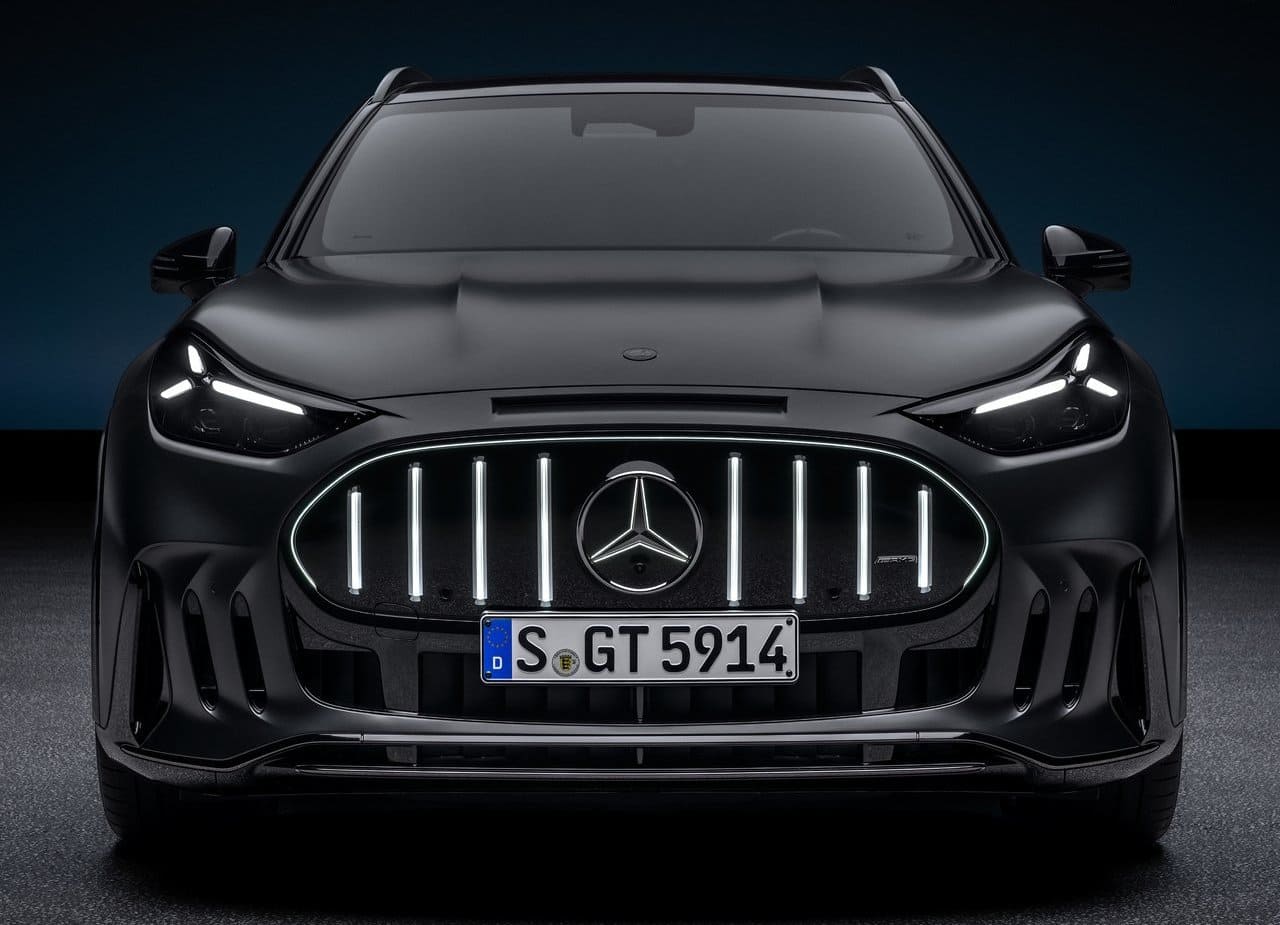 2027 - MERCEDES-AMG GT SUV, foto 21