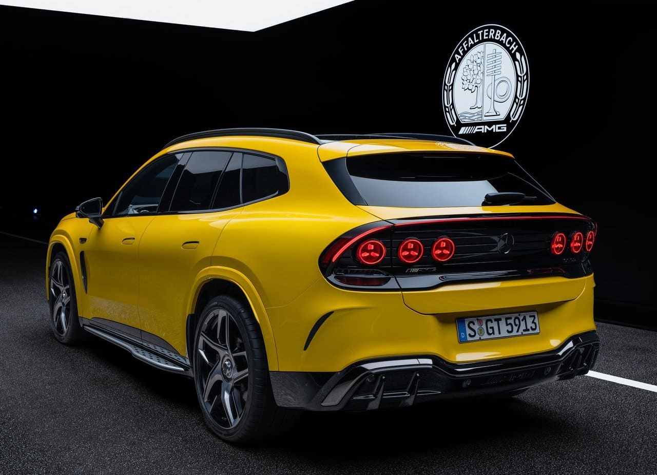 2027 - MERCEDES-AMG GT SUV, foto 29