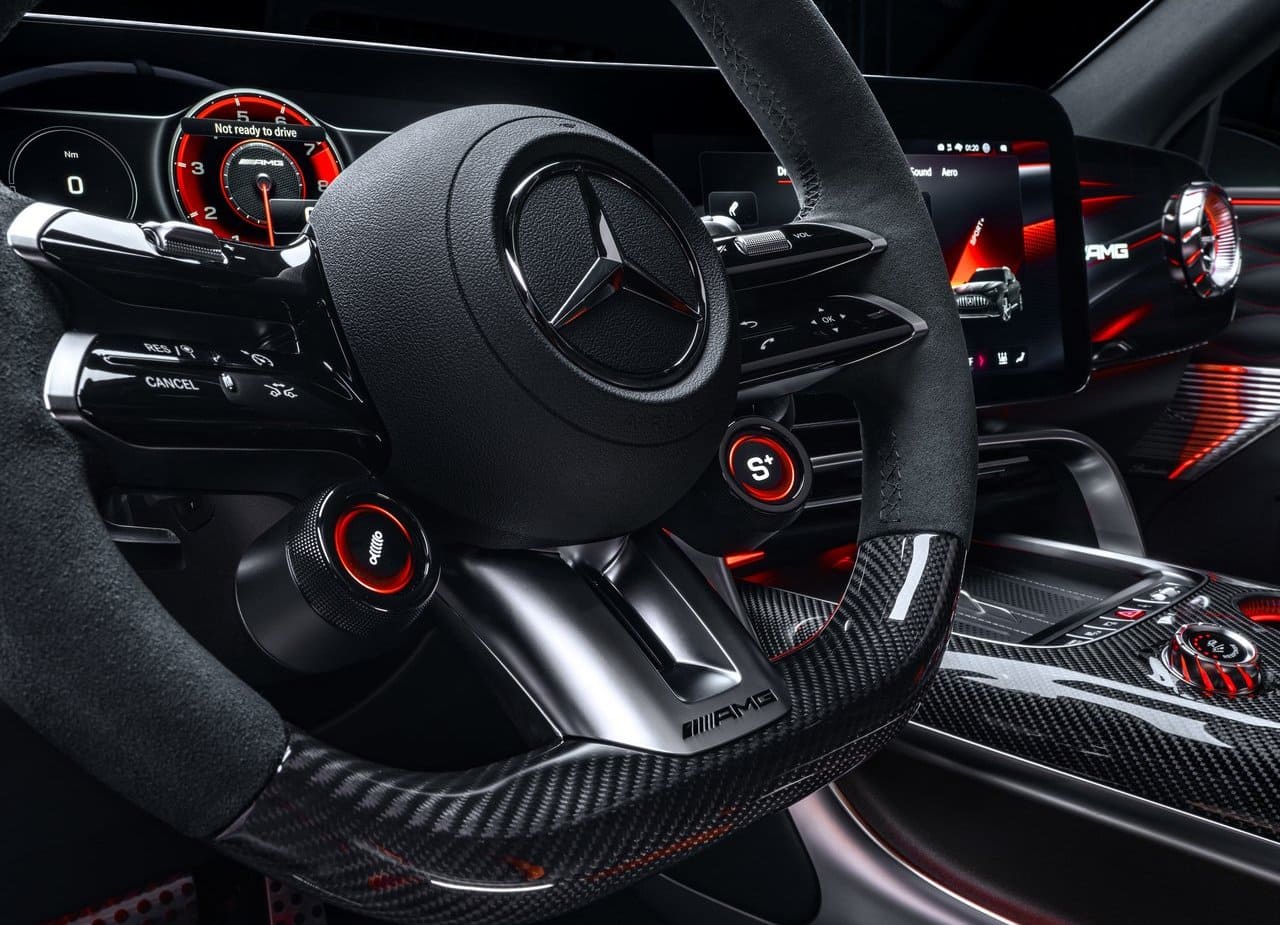 2027 - MERCEDES-AMG GT SUV, foto 46