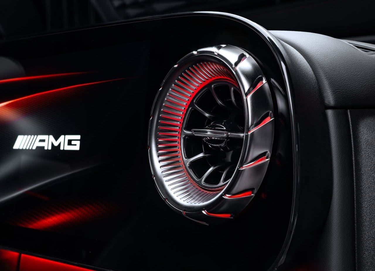 2027 - MERCEDES-AMG GT SUV, foto 51
