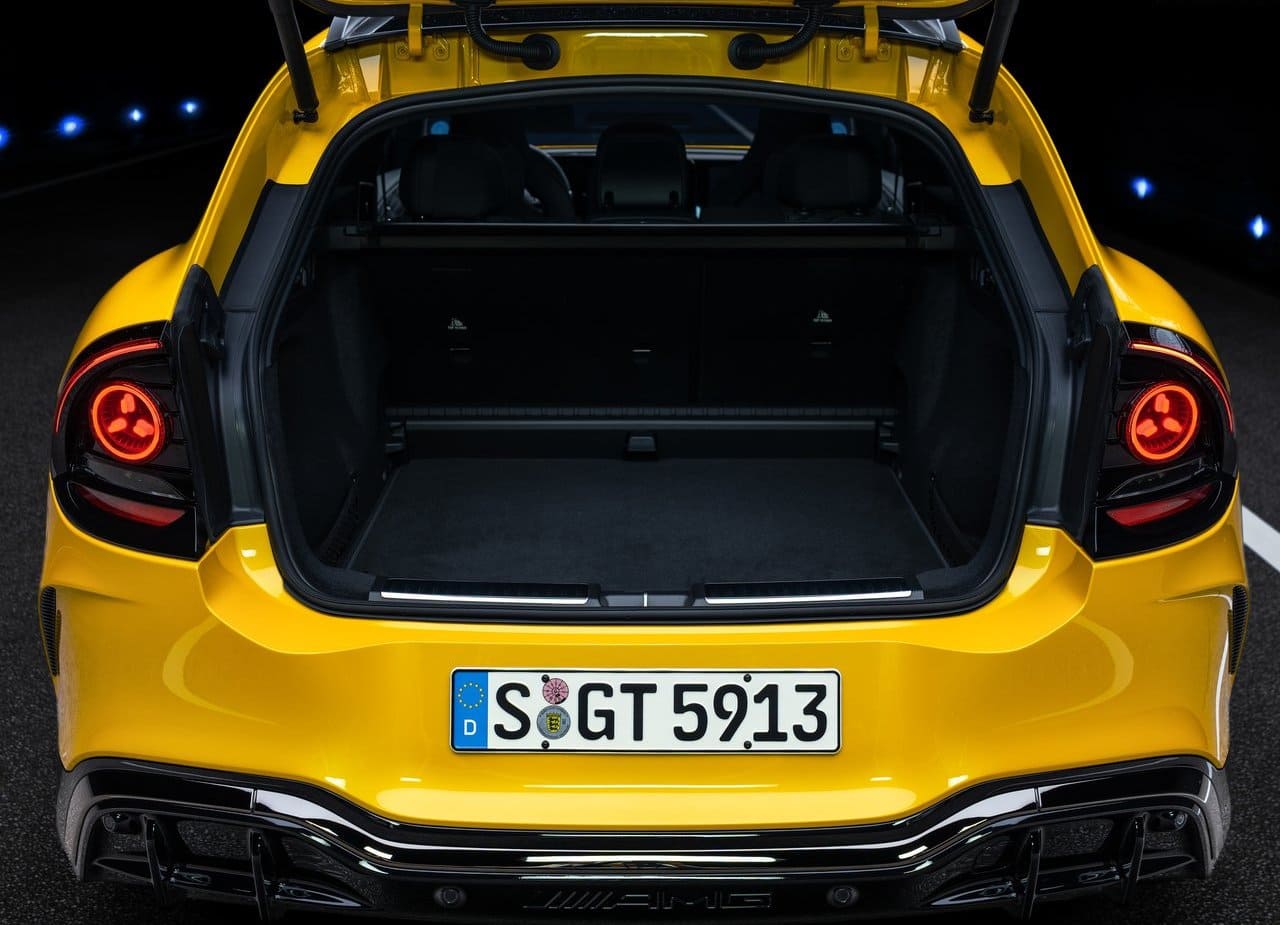 2027 - MERCEDES-AMG GT SUV, foto 56