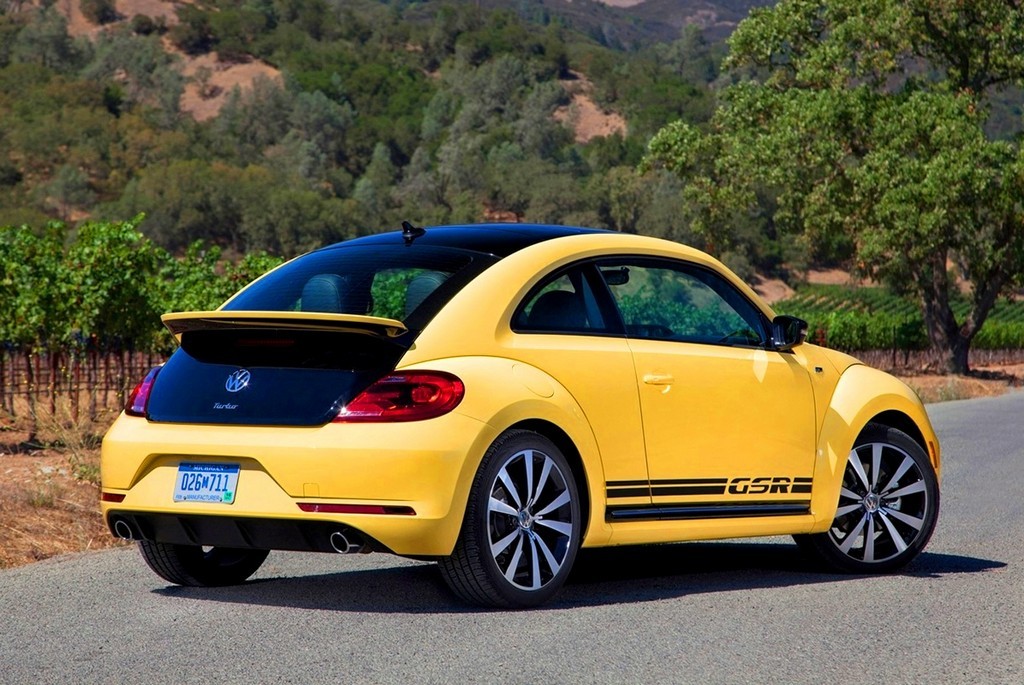 APENAS 3.500 CARROS EM TODO O MUNDO: A VOLKSWAGEN EXPÕE NOVO FUSCA GSR NO SALÃO DE SÃO PAULO, foto 4