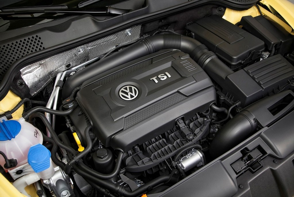 APENAS 3.500 CARROS EM TODO O MUNDO: A VOLKSWAGEN EXPÕE NOVO FUSCA GSR NO SALÃO DE SÃO PAULO, foto 23