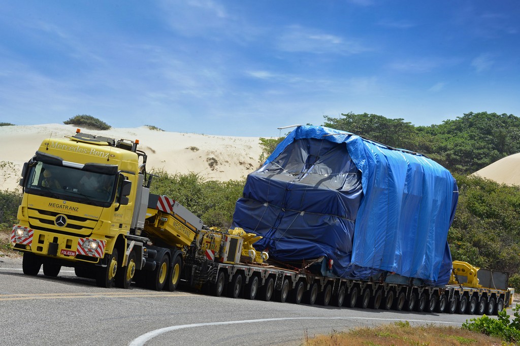 MERCEDES-BENZ ACTROS PARA ATÉ 500 TONELADAS REALIZA PRIMEIRA OPERAÇÃO NO BRASIL, foto 3