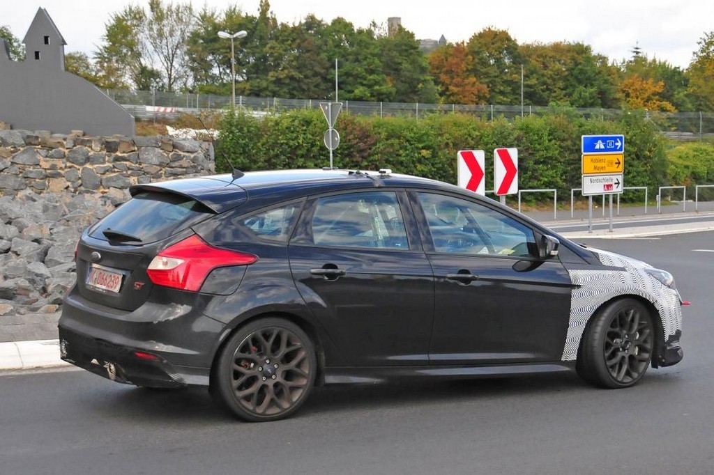 NOVO FORD FOCUS RS REALIZA TESTES EM NÜRBURGRING, foto 10