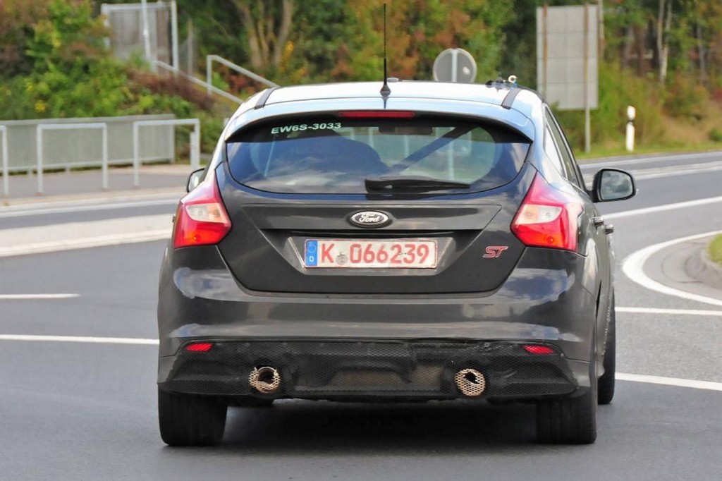 NOVO FORD FOCUS RS REALIZA TESTES EM NÜRBURGRING, foto 11