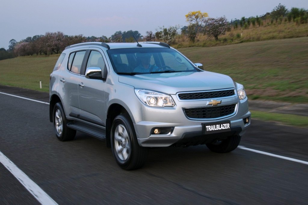 TRAILBLAZER 2015 GANHA MOTOR COM INJEÇÃO DIRETA, NOVA SUSPENSÃO E INTERIOR MAIS SOFISTICADO, foto 6