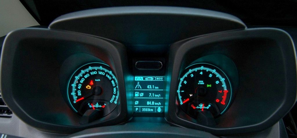 TRAILBLAZER 2015 GANHA MOTOR COM INJEÇÃO DIRETA, NOVA SUSPENSÃO E INTERIOR MAIS SOFISTICADO, foto 14