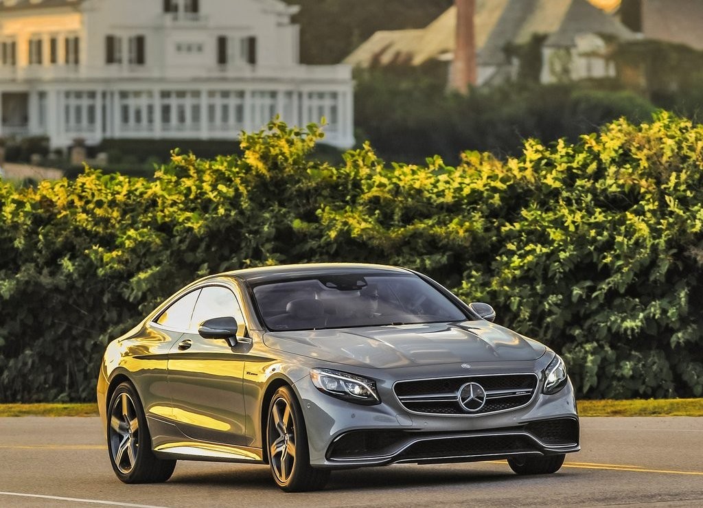 MERCEDES-AMG S 63 COUPE: CLASSE, ESPORTIVIDADE E POTÊNCIA, foto 6