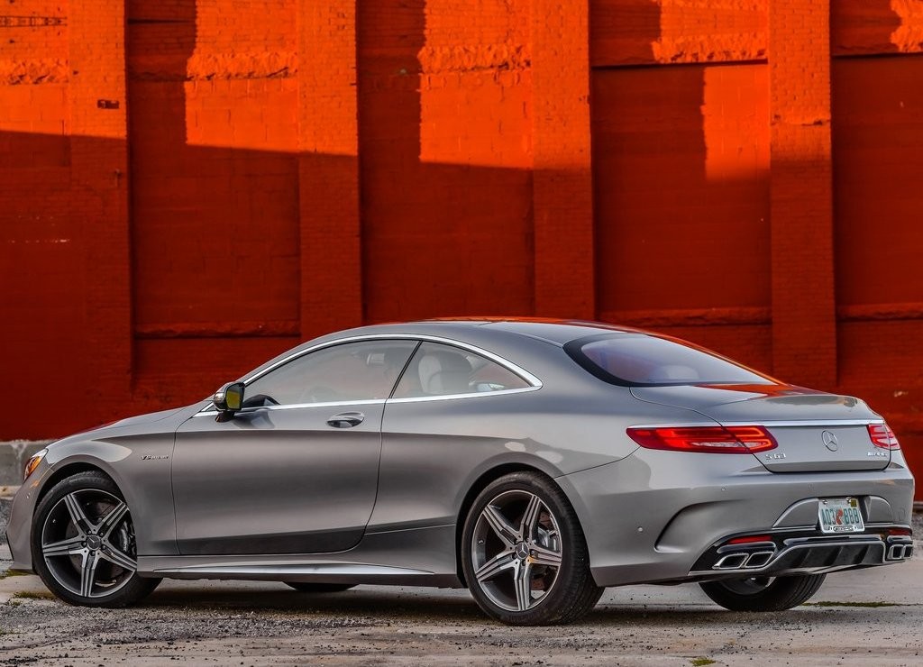 MERCEDES-AMG S 63 COUPE: CLASSE, ESPORTIVIDADE E POTÊNCIA, foto 22
