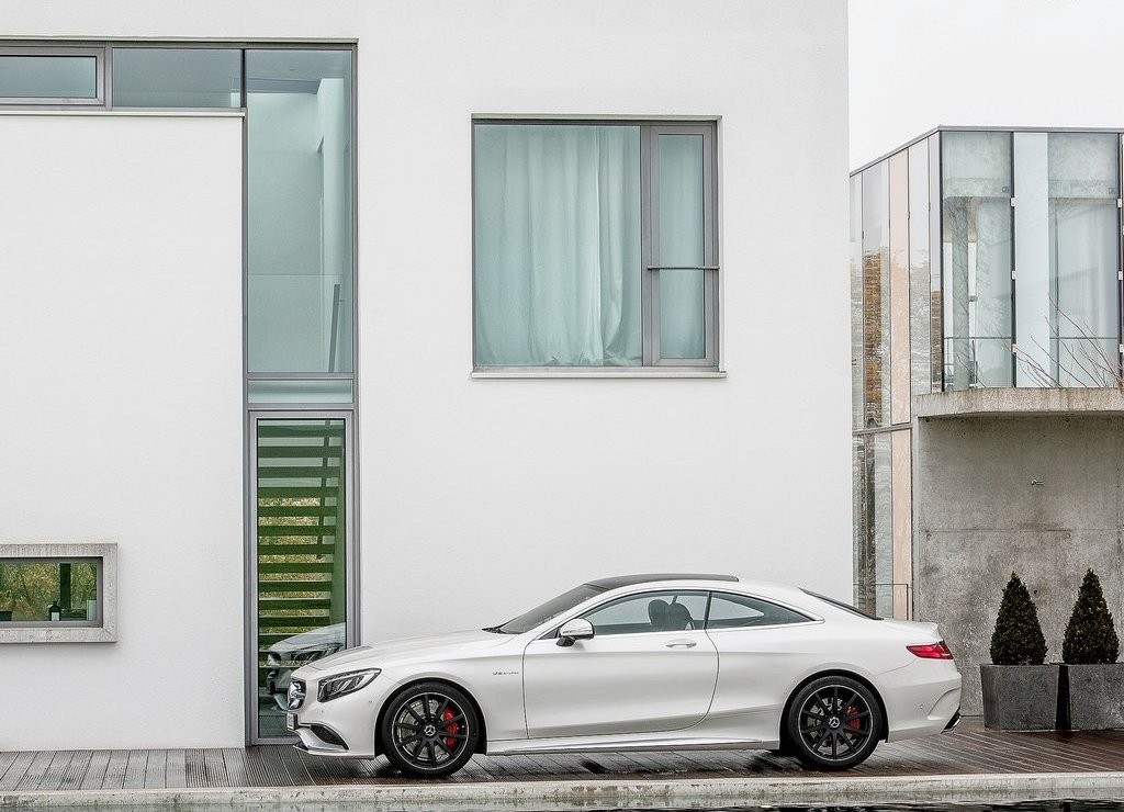 MERCEDES-AMG S 63 COUPE: CLASSE, ESPORTIVIDADE E POTÊNCIA, foto 51