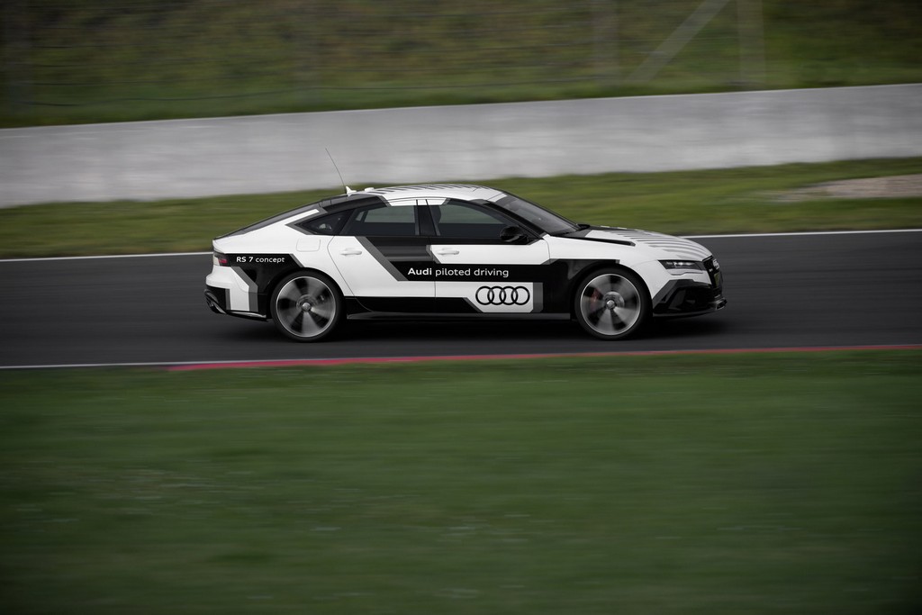 AUDI RS7 PILOTED DRIVING CONCEPT FARÁ TESTE EM HOCKENHEIM, foto 8