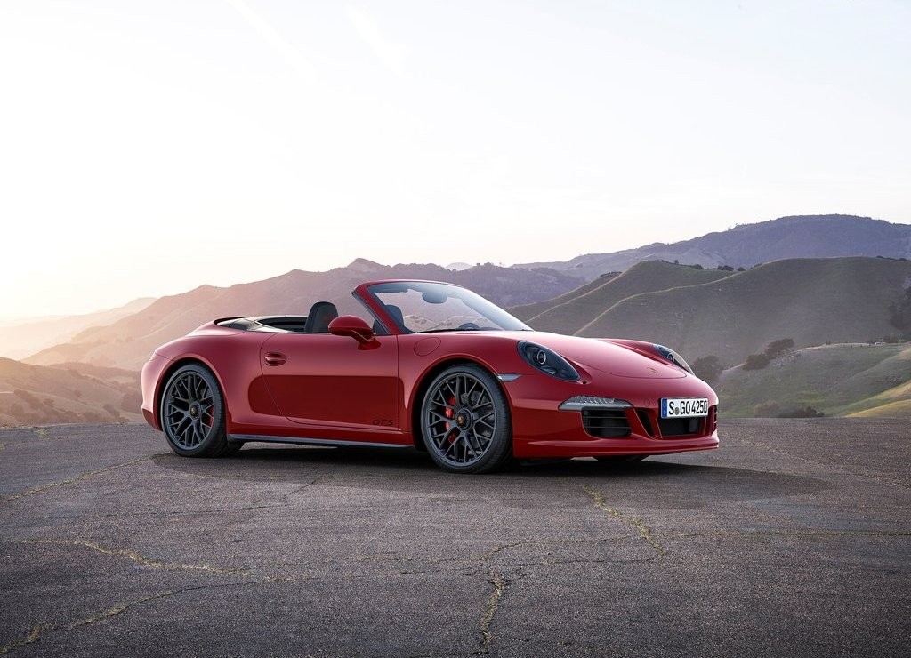 PORSCHE APRESENTA 911 CARRERA GTS COM 430 CV, foto 5