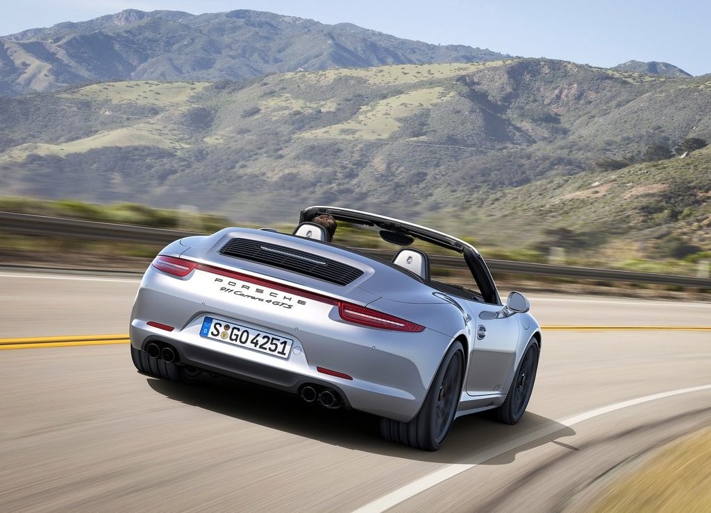 PORSCHE APRESENTA 911 CARRERA GTS COM 430 CV, foto 16