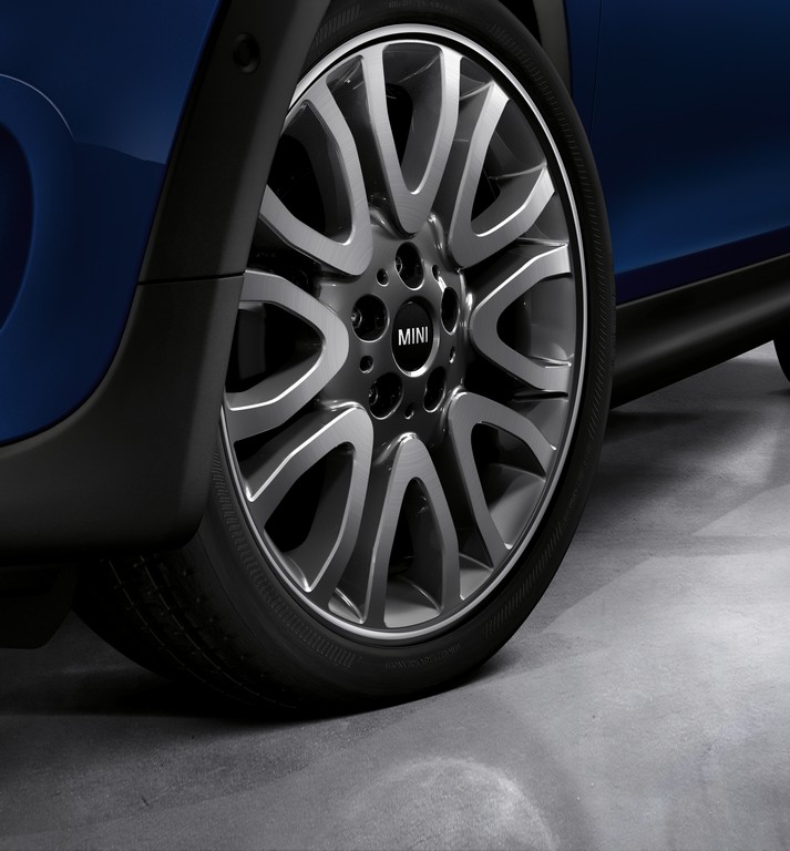 MINI COOPER 5 DOOR RECEBE VERSÃO PERSONALIZADA YOURS, foto 10