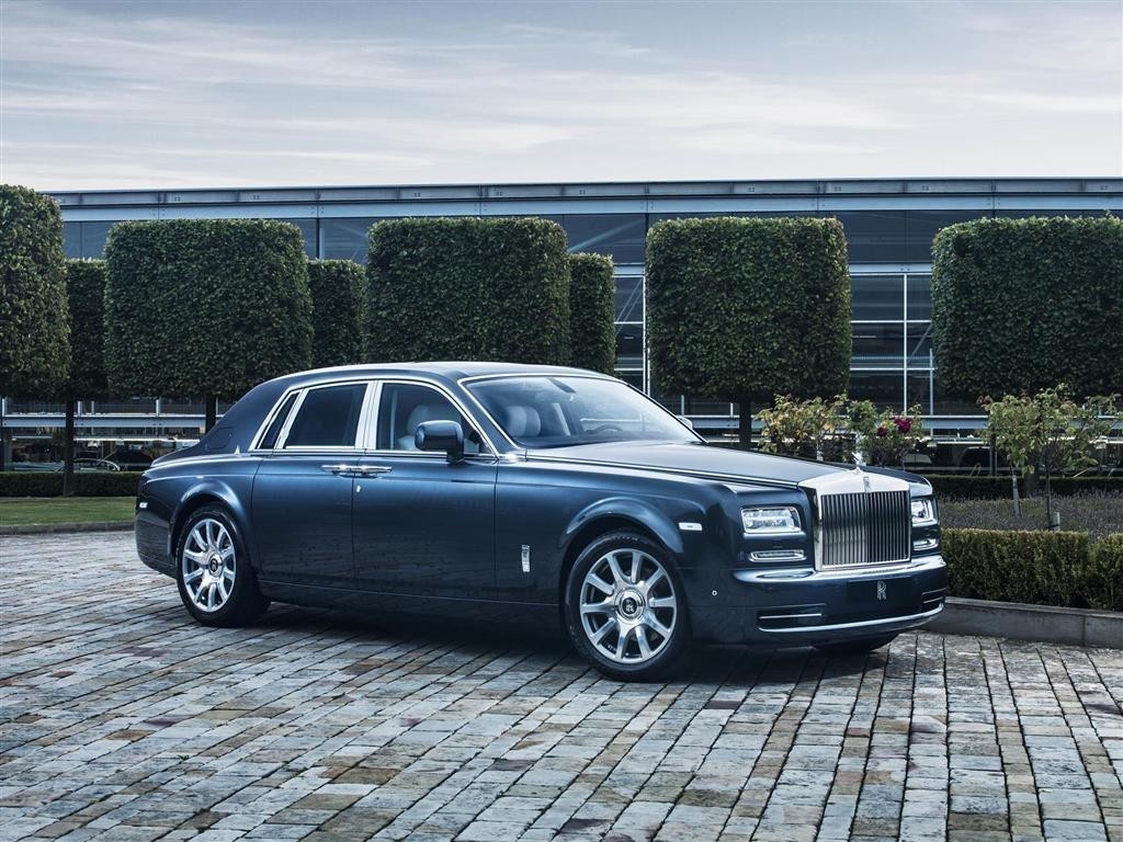 ROLLS-ROYCE PHANTOM METROPOLITAN COLLECTION É APRESENTADO EM PARIS, foto 2